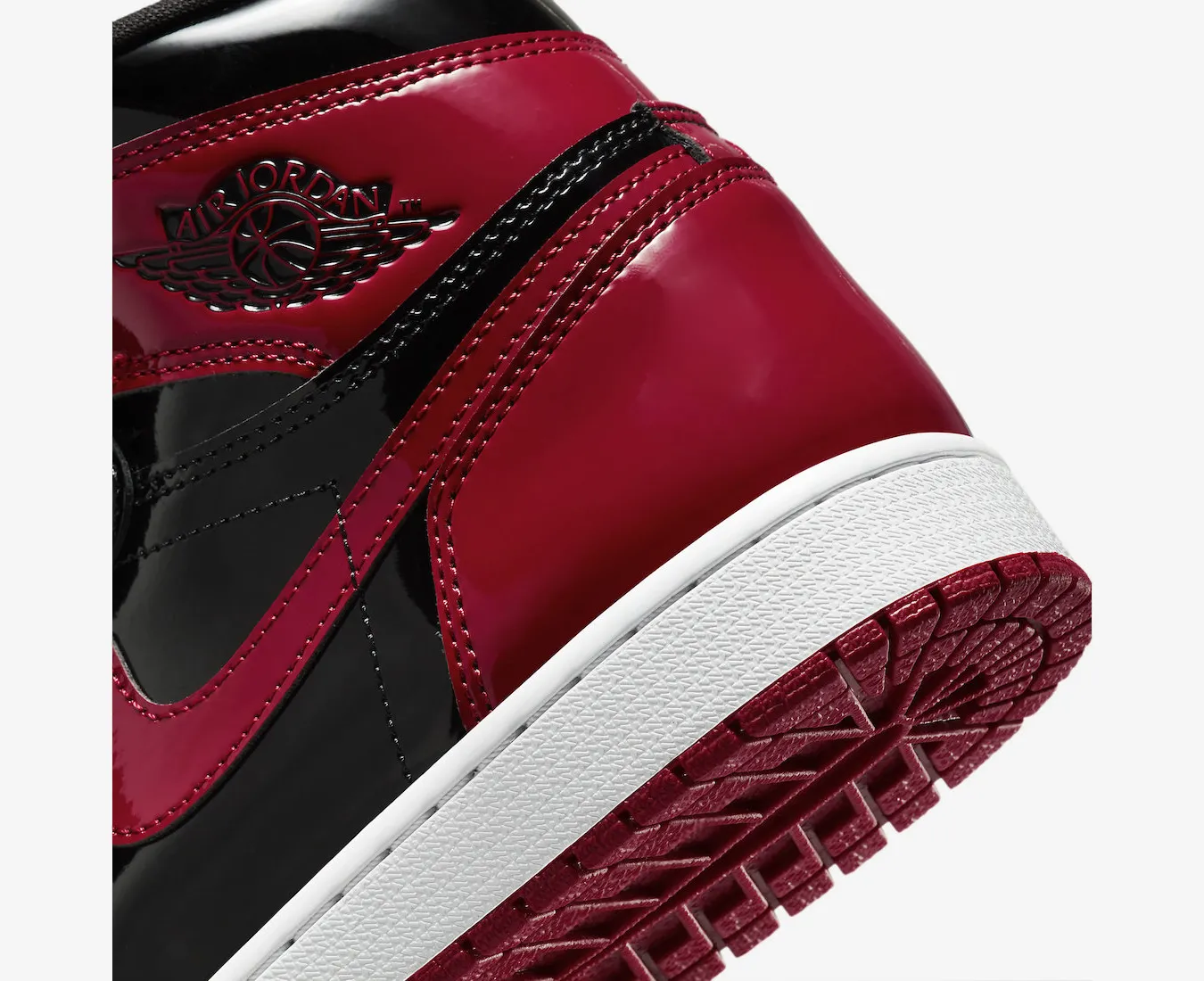 Air Jordan 1 High 'Patent Bred'