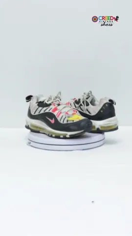 CR2329 Nike Air Max Shoes - 20 Pairs