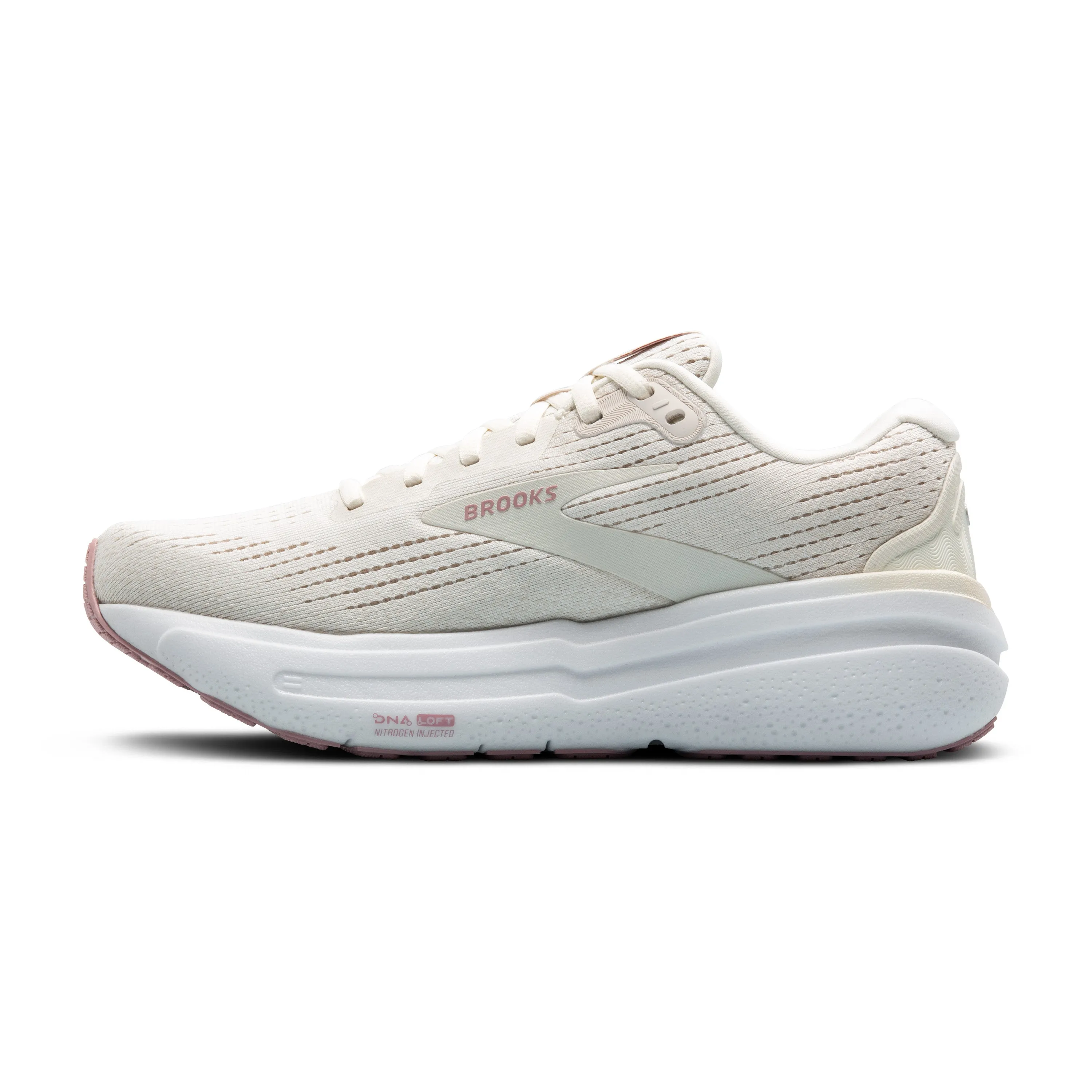 WOMEN'S GHOST MAX 2 - B - 190 COCONUT MILK/GRAY/ZEPHYR